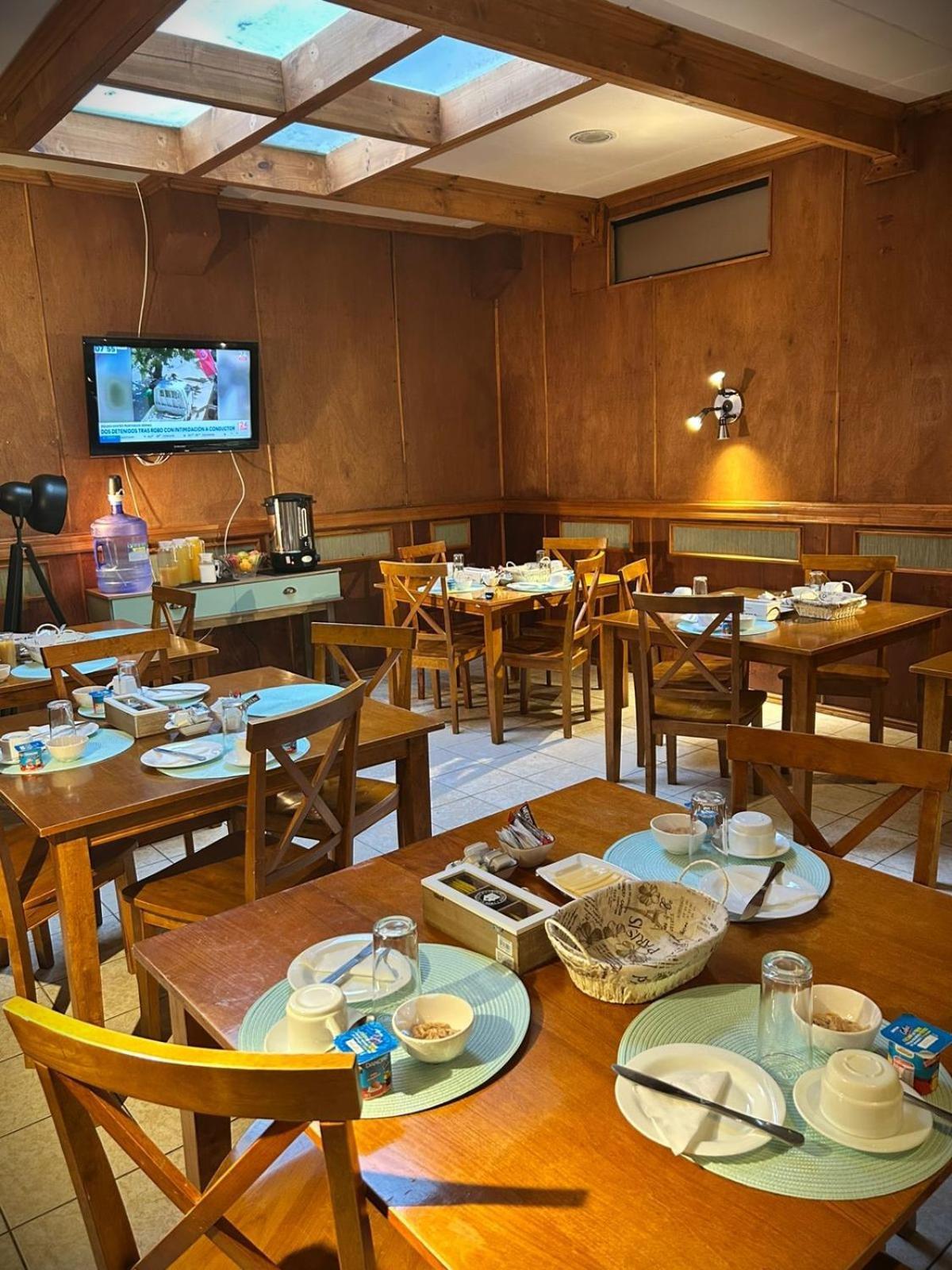 Hostal Don Guillermo Puerto Natales Buitenkant foto